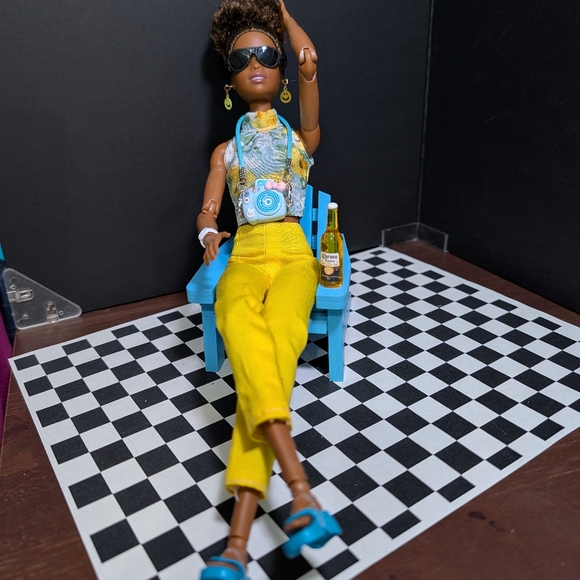 Custom Restyled Made To Move Yoga Barbie Doll - Picture 4 of 13